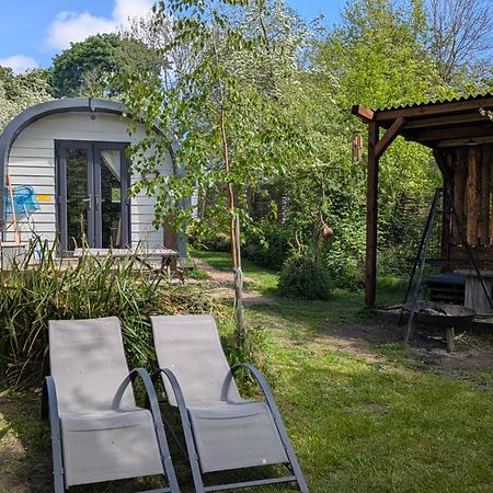 Villa Emlyn'S Coppice - Luxury Woodland Glamping Holywell  Esterno foto