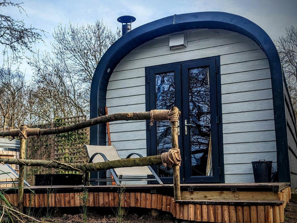 Villa Emlyn'S Coppice - Luxury Woodland Glamping Holywell  Esterno foto