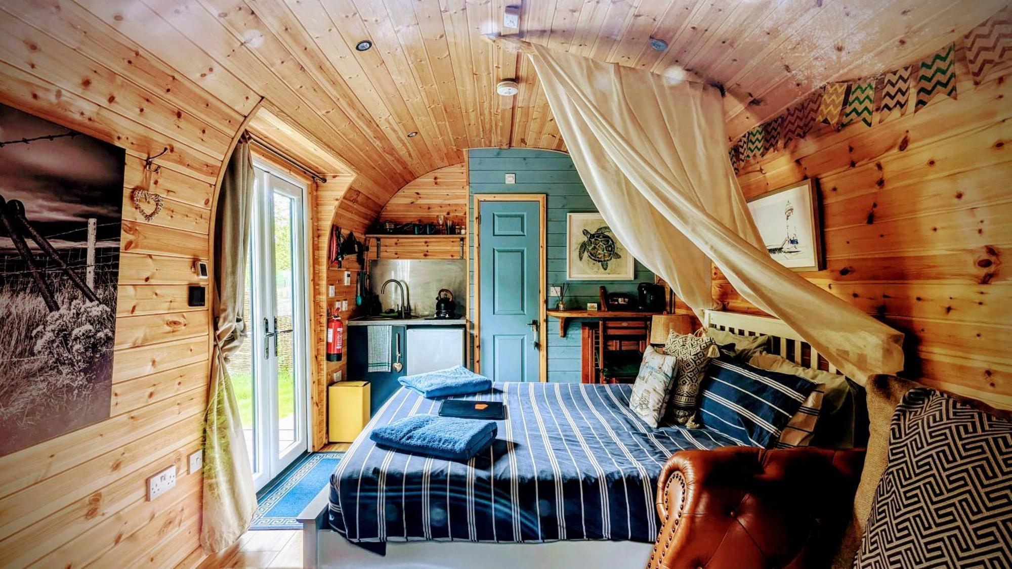 Villa Emlyn'S Coppice - Luxury Woodland Glamping Holywell  Esterno foto